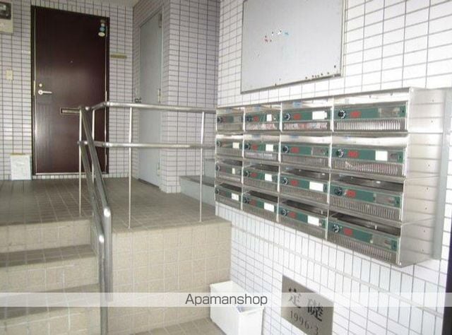 グランコート産興の玄関写真