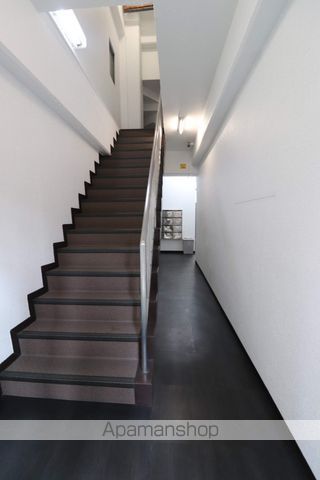 ベルクール富士見町の玄関写真