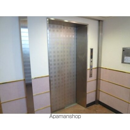 Ｅ．ＰＯＰＵＬＡＲ[2LDK/59.4m2]の周辺4