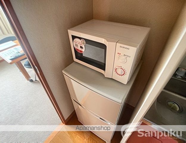 レオパレスシェルフィード山越の内装写真