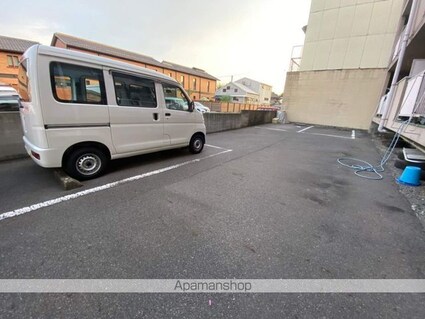 大福マンション引野[2K/49m2]の駐車場