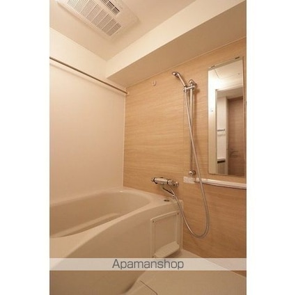 ＢｌｕＲｏｃｋ青葉台[1K/25.32m2]のバス