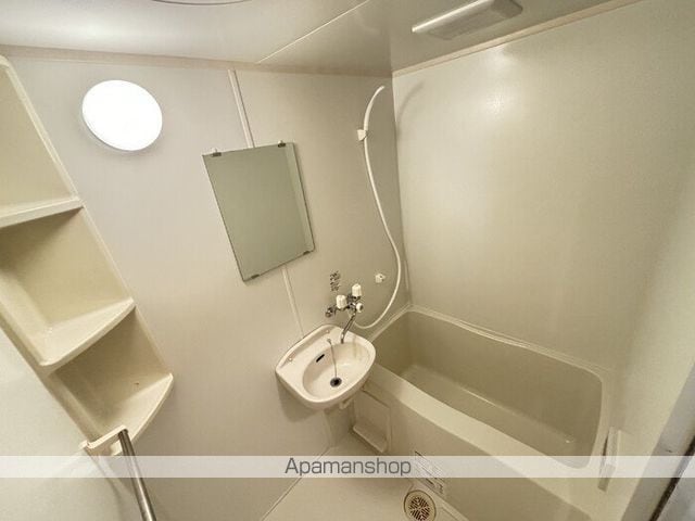 クレスト西戸部の内装写真