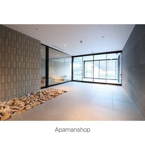 ブランズ牛込柳町の玄関写真