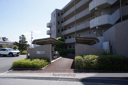 グランドマンション国母[2LDK/68.41m2]の外観5