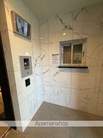 ディアレイシャス東別院IVの玄関写真
