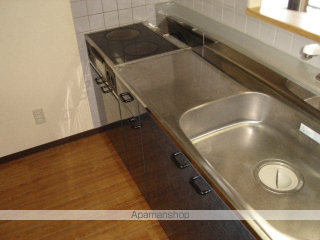 UURコート札幌南三条プレミアタワーの内装写真