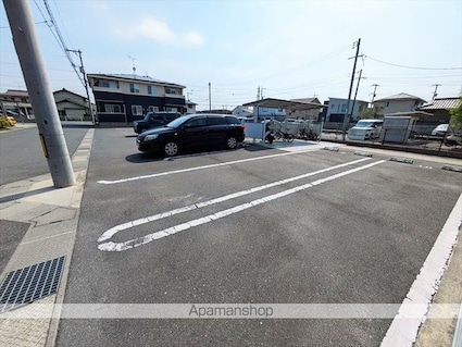 ネオ　グランジェ[2LDK/59.34m2]の駐車場