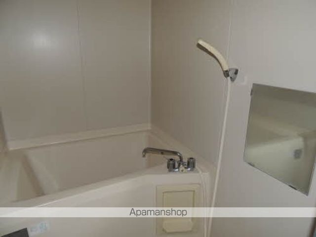 フレグランス阿賀南 D棟の内装写真