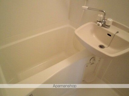 レオパレス上渋垂[1K/23.18m2]のバス