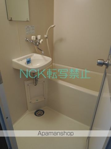 アパートメントワキザカの内装写真