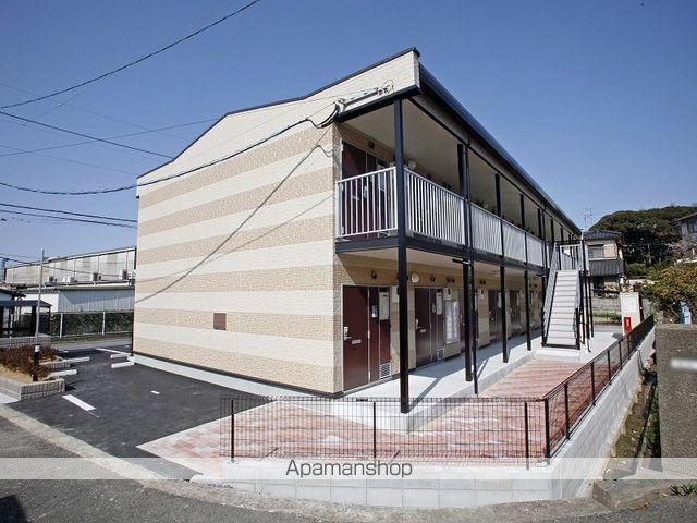 レオパレス水辺の里の外観写真