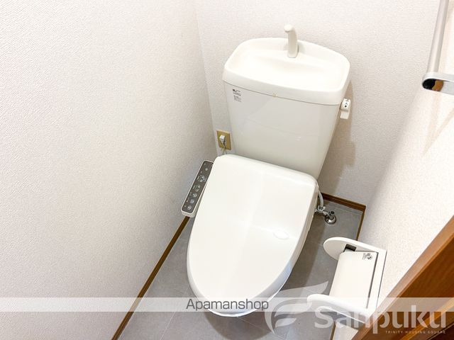 インペリアル ヴィラ A棟の内装写真