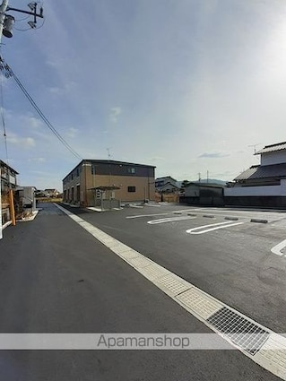 ルソンドプランタン[2LDK/58.67m2]の駐車場