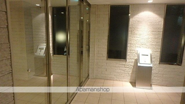プライムアーバン武蔵小金井IIの玄関写真