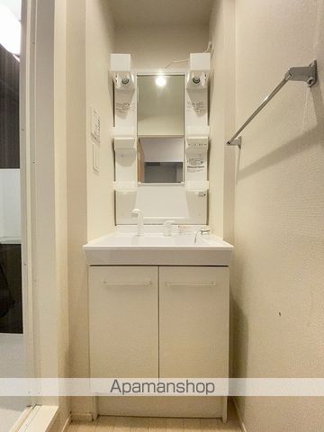 クレイノルナ ルミエール三郷の内装写真