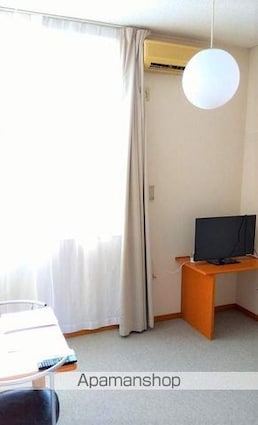 レオパレスクレスト[1K/20.28m2]のリビング・居間