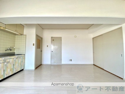 ヴィラクレール[1LDK/56.25m2]のリビング・居間