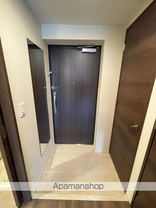 東京都中野区弥生町１丁目[1LDK/40.1m2]の玄関