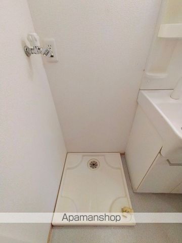 レフィナードカルチェ D棟の内装写真