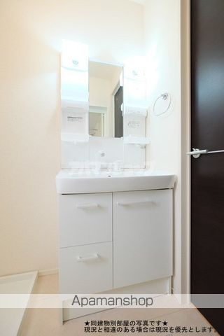 DーROOMあずま町 Bの内装写真