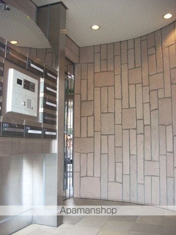 成城アベニュー館の玄関写真