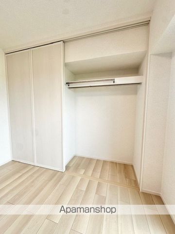 ラフレシール ウエストの内装写真
