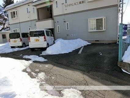 サンパレス黒澤Ｅ[2LDK/57.96m2]の駐車場