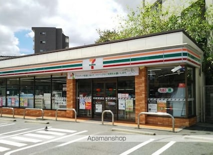 愛知県名古屋市東区出来町１丁目[1K/27.61m2]の周辺3