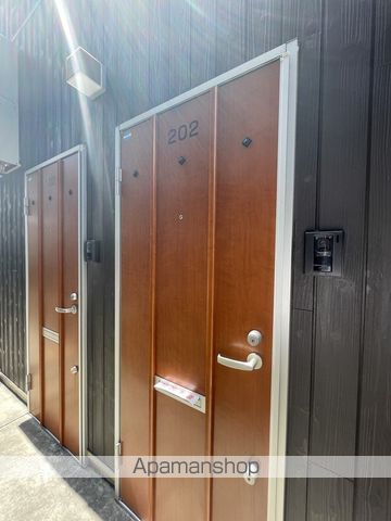 島田本町コーポの玄関写真