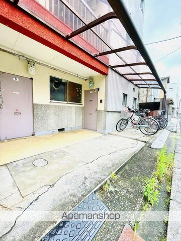 和所マンションの玄関写真