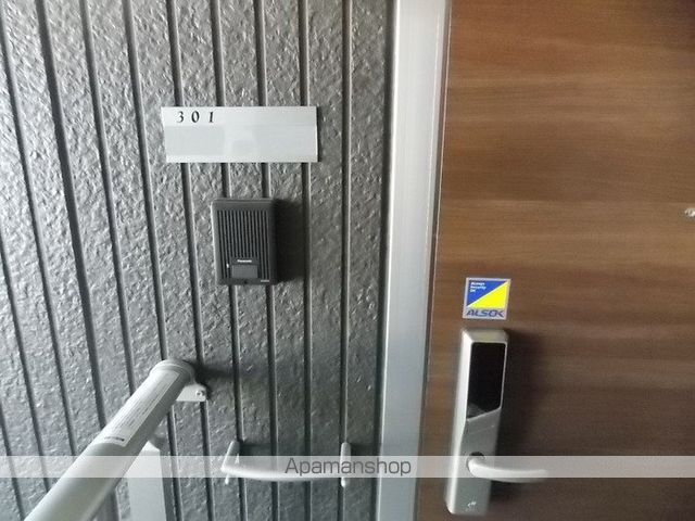アンソレイエ自由ヶ丘の玄関写真