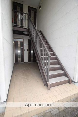 ビレッジサカエの玄関写真