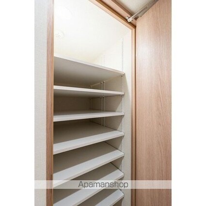 市谷台町坂フロント[2LDK/49.18m2]の内装