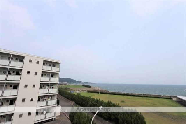 ビレッジハウス門司白野江1号棟の玄関写真