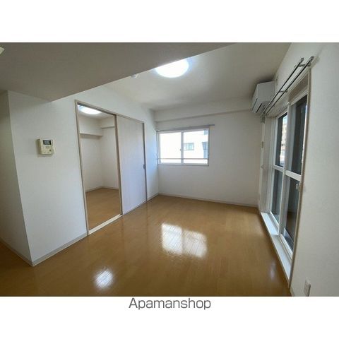 ブレイカーズ萬代の内装写真