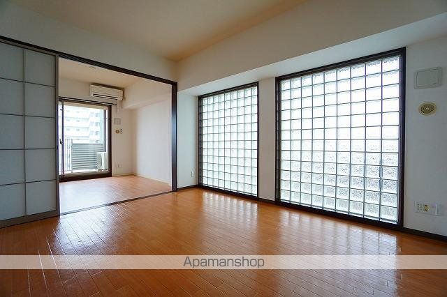 アーバンフラッツ西中島の内装写真