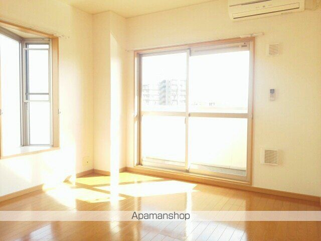 タカンドの内装写真