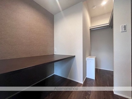 ザ　ロデム　レジデンシー[2LDK/75.77m2]の内装3