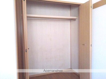 サニーセトル壱号館[2DK/42.77m2]の収納
