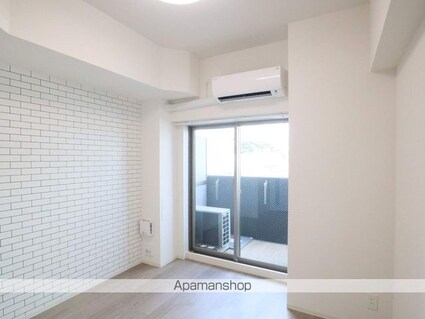 プレサンスＴＨＥ大須観音[1K/23.4m2]のリビング・居間