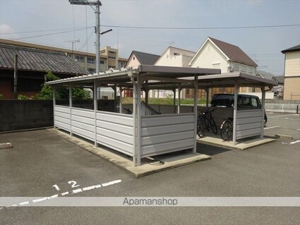 和歌山県和歌山市秋月[1K/27m2]の駐車場2