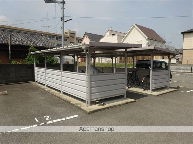 アビテ秋月南[1K/27m2]の駐車場2