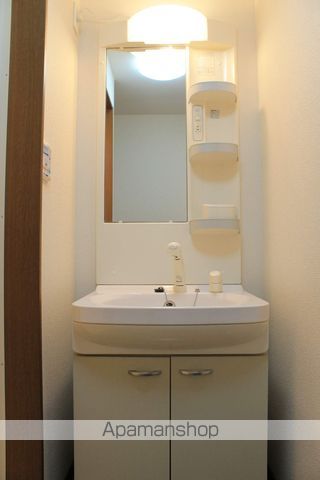 アンプルール リーブル ゴールドクレストの内装写真