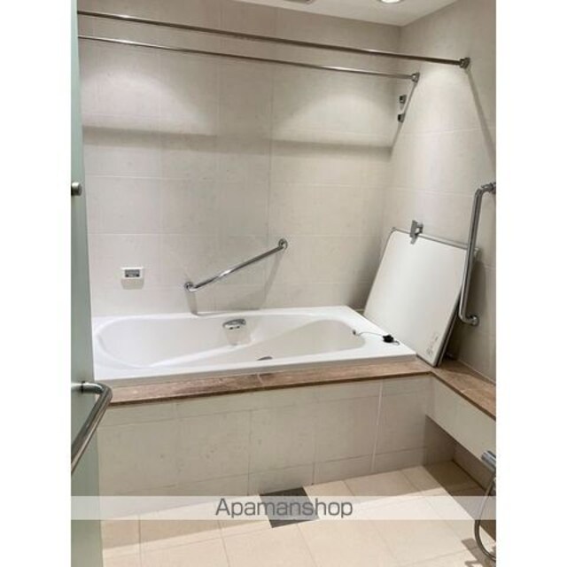 番町パークハウス[3LDK/133.68m2]のバス