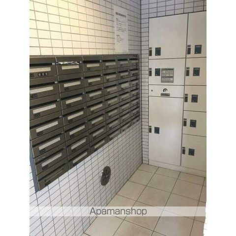 SーFORT本八幡MAIRIEの玄関写真