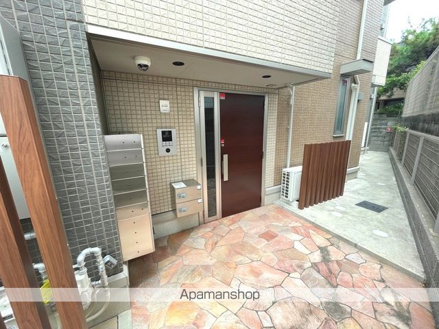 アモーレ松香園の玄関写真