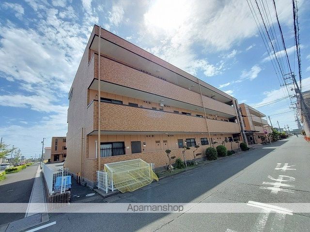 マンション紫雲 Bの外観写真