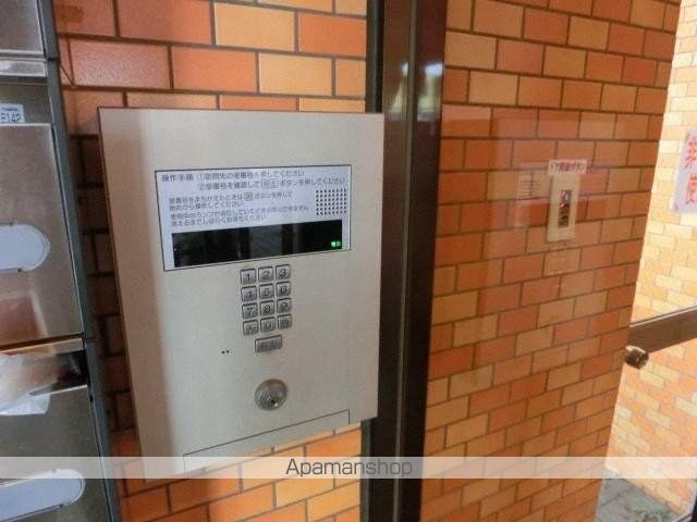 プロシード本通の玄関写真