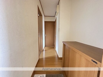 Ｏｎｅ’ｓ[2LDK/50.93m2]の玄関